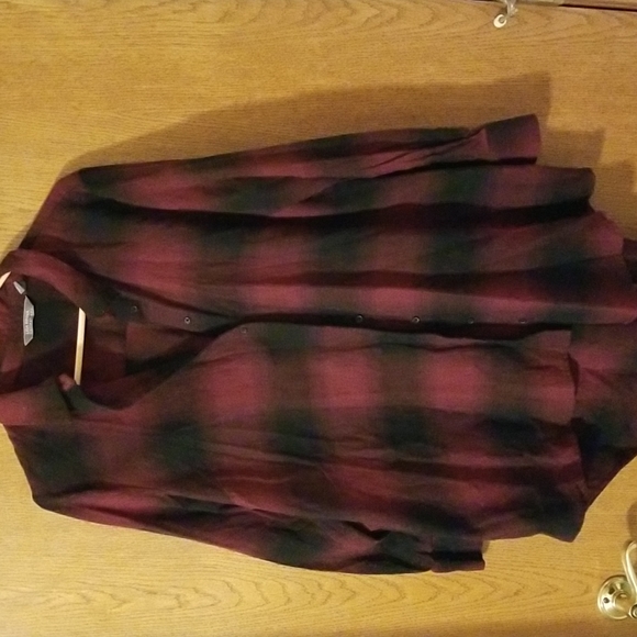 Lisa Rinna Plaid High Low Long Sleeve 
